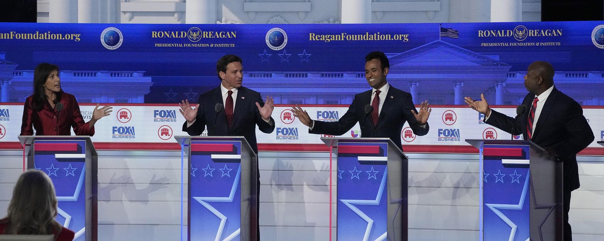 From left to right, former U.N. Ambassador Nikki Haley, Florida Gov. Ron DeSantis, businessman Vivek Ramaswamy and Sen. Tim Scott, R-S.C., during a Republican presidential primary debate on Wednesday, Sept. 27, 2023. From left to right, former U.N. Ambassador Nikki Haley, Florida Gov. Ron DeSantis, businessman Vivek Ramaswamy and Sen. Tim Scott, R-S.C., during a Republican presidential primary debate on Wednesday, Sept. 27, 2023. - Sputnik International, 1920, 06.12.2023