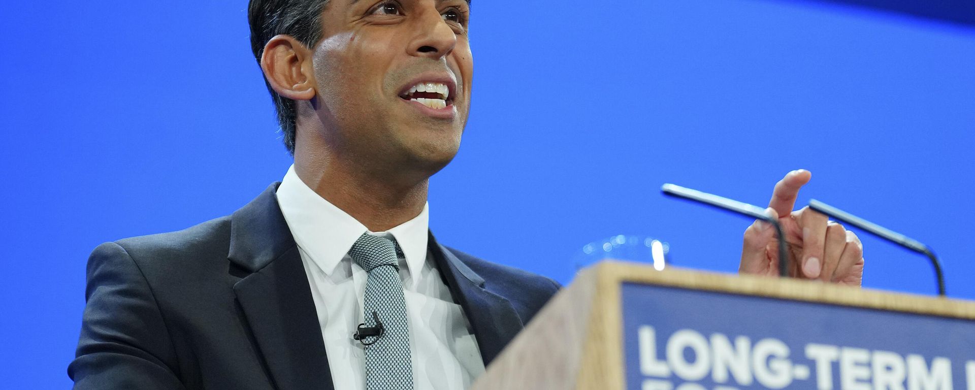 British Prime Minister Rishi Sunak speaks at the Conservative Party annual conference at Manchester Central convention complex in Manchester, England, Wednesday, Oct. 4, 2023. British Prime Minister Rishi Sunak speaks at the Conservative Party annual conference at Manchester Central convention complex in Manchester, England, Wednesday, Oct. 4, 2023. - Sputnik International, 1920, 05.10.2023