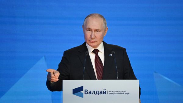Putin to Take Part in Plenary Session of Valdai Discussion Club on October 1 - Kremlin