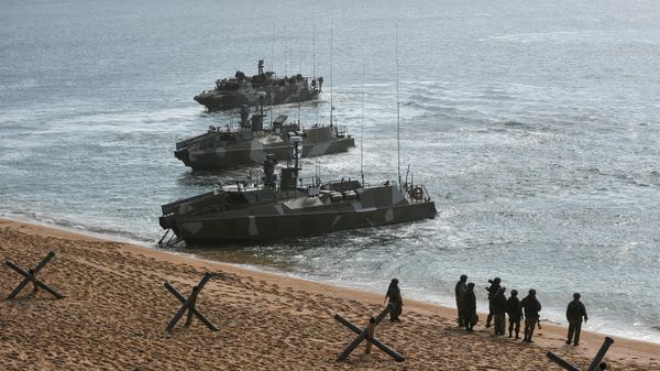 Raptor-class high-speed patrol boats seen during Russian Black Sea Fleet exercise in Crimea. October 2021. - Sputnik International