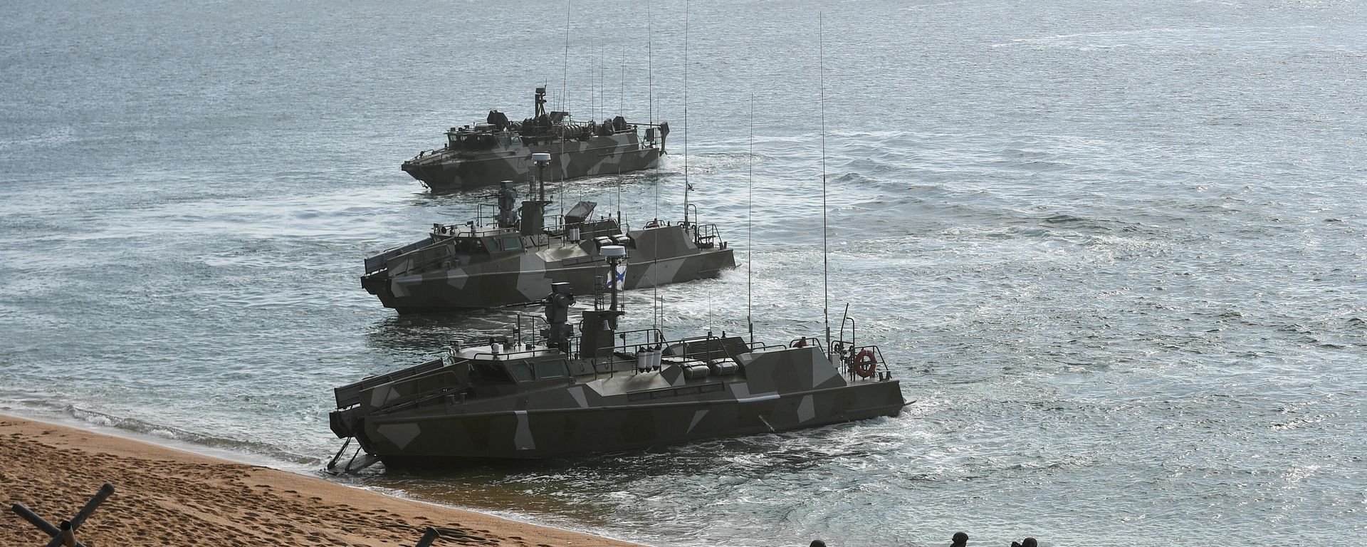 Raptor-class high-speed patrol boats seen during Russian Black Sea Fleet exercise in Crimea. October 2021. Raptor-class high-speed patrol boats seen during Russian Black Sea Fleet exercise in Crimea. October 2021. - Sputnik International, 1920, 10.10.2023