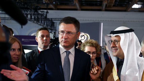 Russian Deputy Prime Minister Alexander Novak and Saudi Energy Minister, Prince Abdulaziz bin Salman al-Saud attend the 2023 Russian Energy Week international forum at the Manezh Central Exhibition Hall in Moscow, Russia - Sputnik International