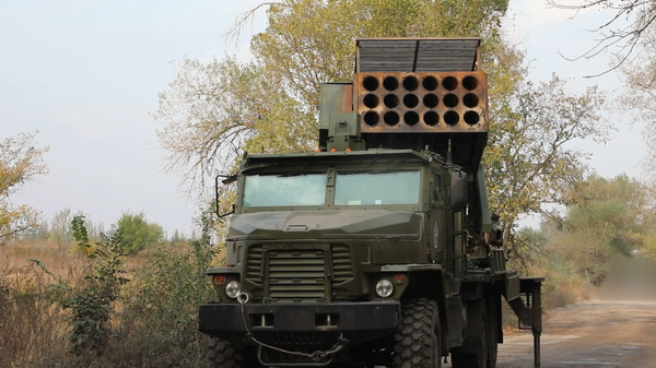 Tosochka heavy flamethrower in combat action - Sputnik International