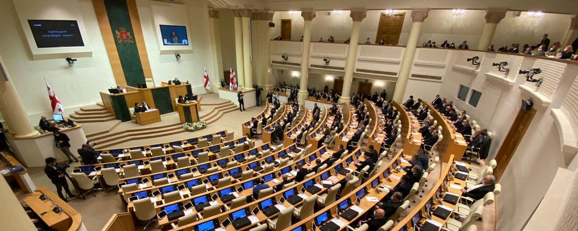 Georgian President Salome Zourabichvili speaks during the first session of the newly elected Georgian parliament in Tbilisi, Georgia Georgian President Salome Zourabichvili speaks during the first session of the newly elected Georgian parliament in Tbilisi, Georgia - Sputnik International, 1920, 14.12.2024