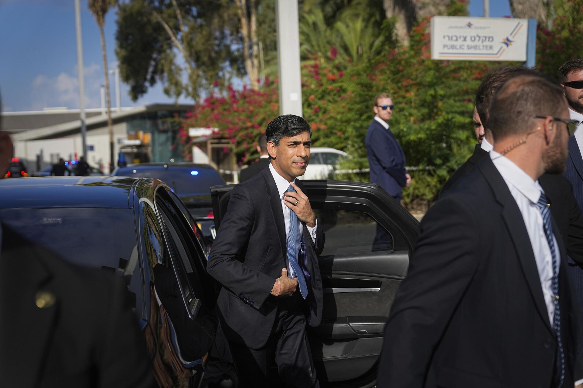 British Prime Minister Rishi Sunak arrives at Ben Gurion airport, near Tel Aviv, Israel - Sputnik International, 1920, 19.10.2023