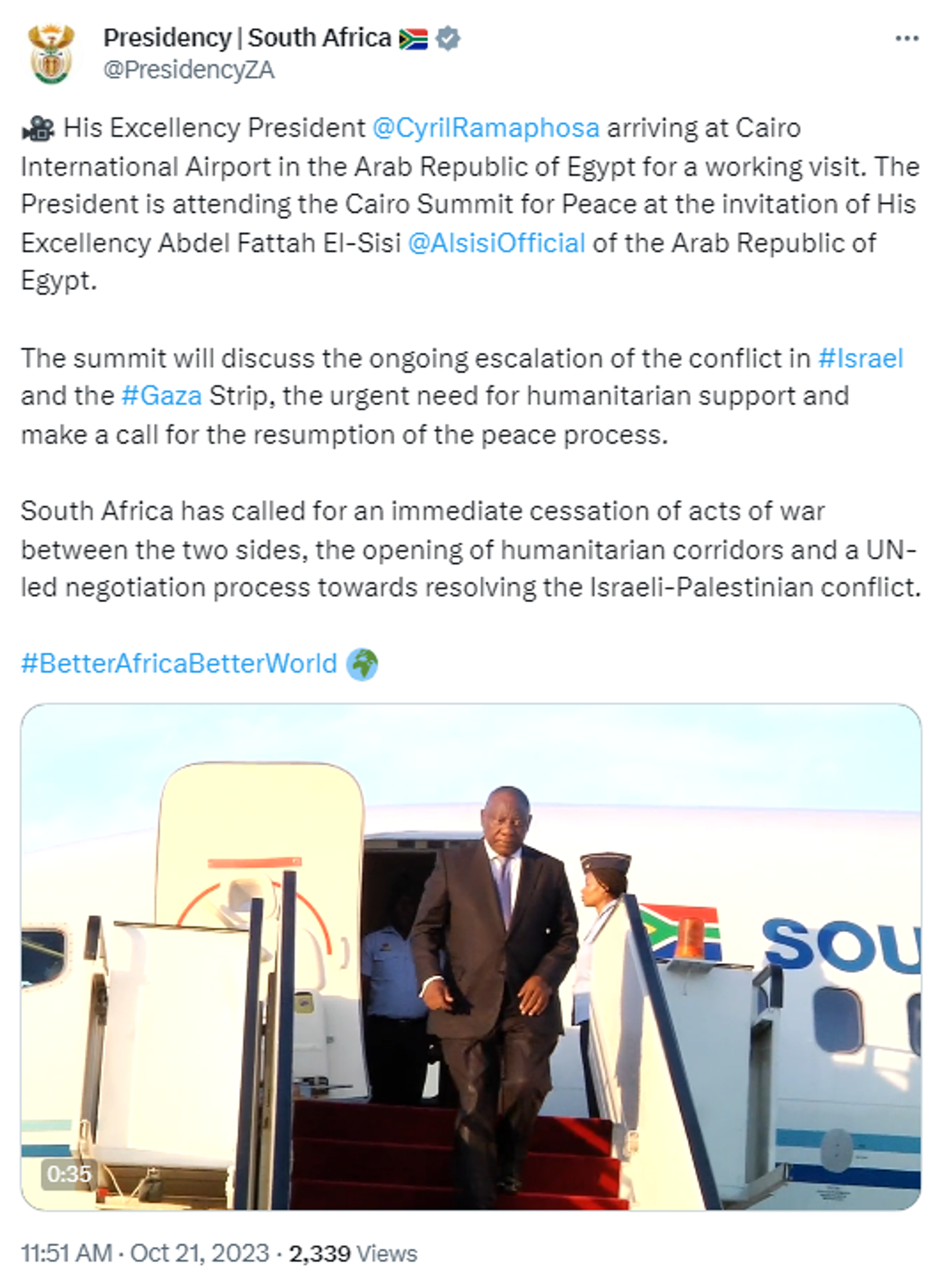 Screenshot of X post showing arrival of South African President Cyril Ramaphosa
arriving at Cairo International Airport in the Arab Republic of Egypt on October 21, 2023. Screenshot of X post showing arrival of South African President Cyril Ramaphosa
arriving at Cairo International Airport in the Arab Republic of Egypt on October 21, 2023. - Sputnik International, 1920, 21.10.2023