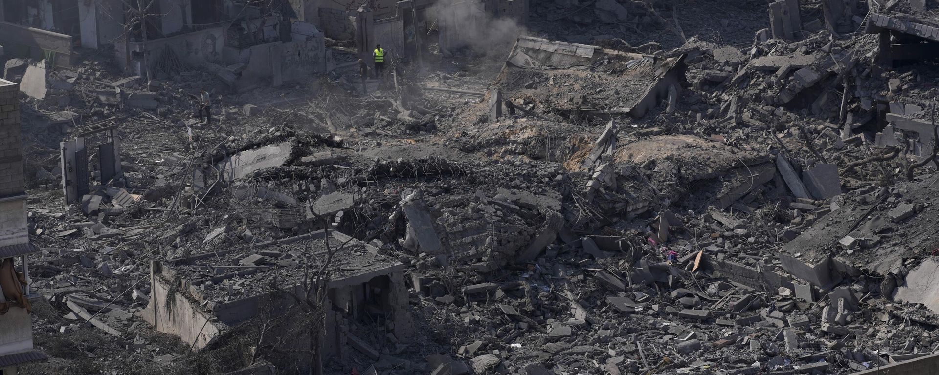 Destruction from Israeli aerial bombardment is seen in Gaza City on October 11, 2023. Destruction from Israeli aerial bombardment is seen in Gaza City on October 11, 2023. - Sputnik International, 1920, 24.10.2023