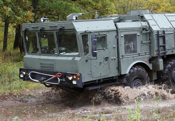 Combat crews of the Army Corps of the Baltic Fleet during an exercise involving the electronic launch of quasi-ballistic missiles of the Iskander-M operational-tactical missile system. - Sputnik International