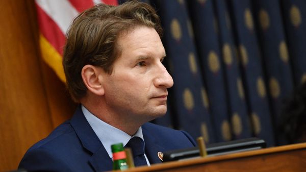 US Representative Dean Phillips questions witnesses during a House Committee on Foreign Affairs hearing looking into the firing of State Department Inspector General Steven Linick, on Capitol Hill in Washington, DC on September 16, 2020. - Sputnik International