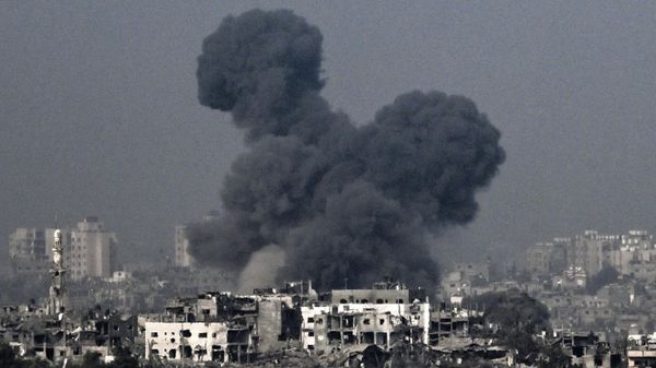 A picture taken from near the southern Israeli city of Sderot on October 28, 2023, shows smoke raising during an Israeli air strike in the northern Gaza Strip on October 28.  - Sputnik International
