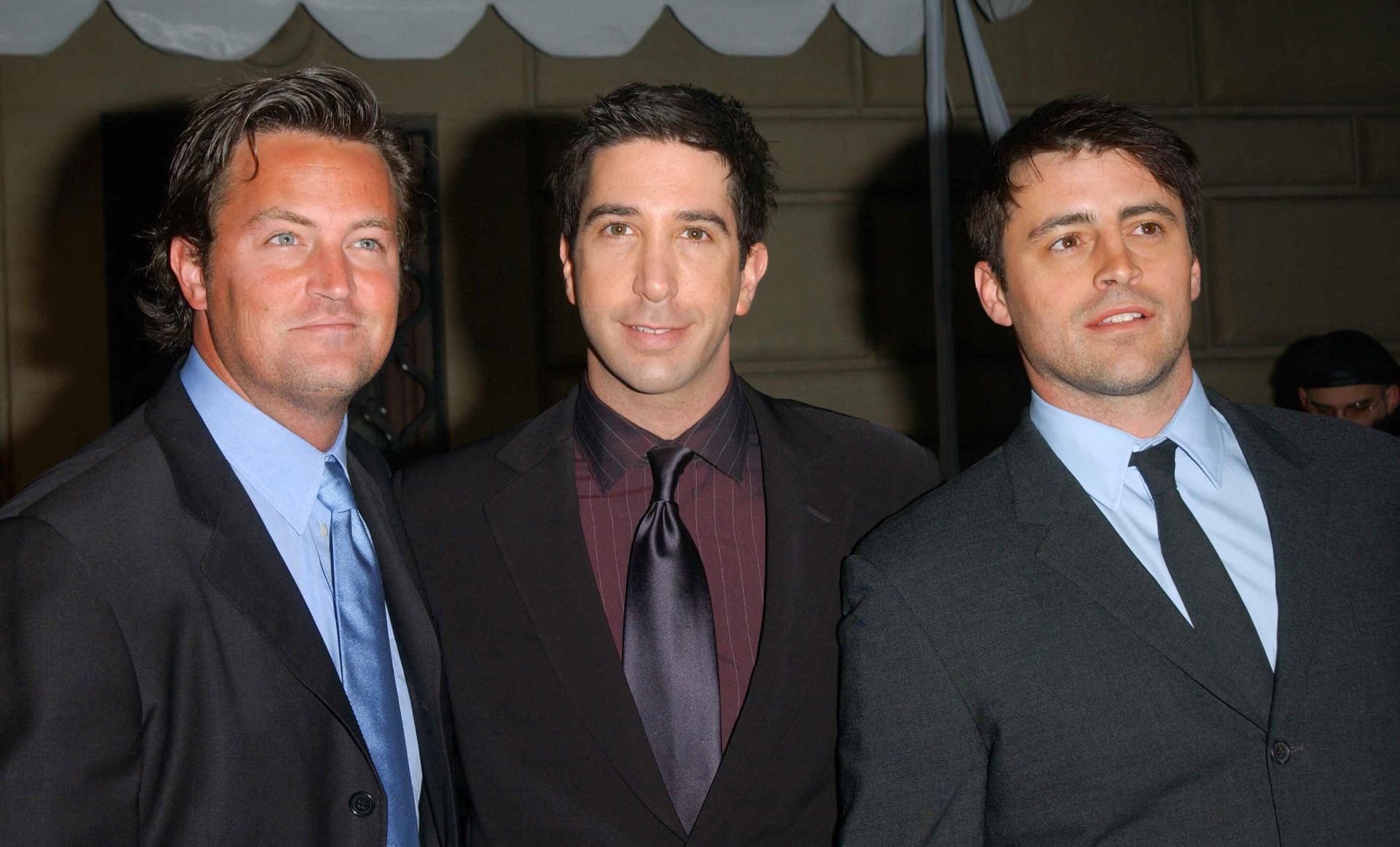 Actors Matthey Perry (L), David Schwimmer (C) and Matt Leblanc (R) attend the 28th Annual People's Choice Awards in Pasadena on January 12, 2002. Actors Matthey Perry (L), David Schwimmer (C) and Matt Leblanc (R) attend the 28th Annual People's Choice Awards in Pasadena on January 12, 2002. - Sputnik International, 1920, 29.10.2023