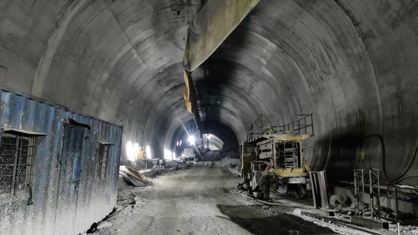 This picture taken on on November 15, 2023, shows a section of the under construction road tunnel that collapsed in Uttarkashi district of India's Uttarakhand state. Indian rescuers said on November 15 they had sent medicine to 40 men trapped after the road tunnel they were building collapsed, as frantic efforts to free them entered a fourth day.
AFP - Sputnik International