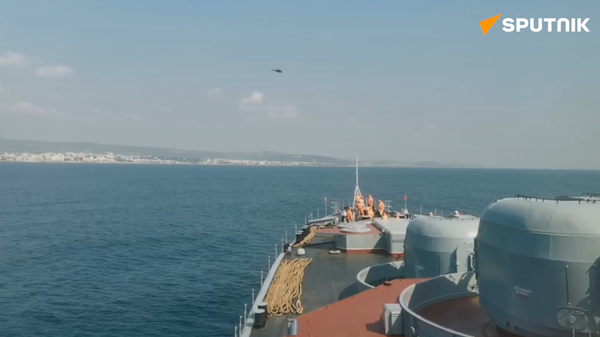 Russian Ships entering Vishakhapatnam - Sputnik International
