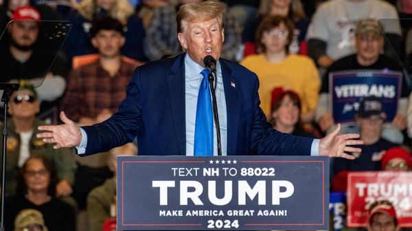 Former US president and 2024 Republican president candidate Donald Trump speaks at a campaign rally in Claremont, New Hampshire, on November 11, 2023.  - Sputnik International