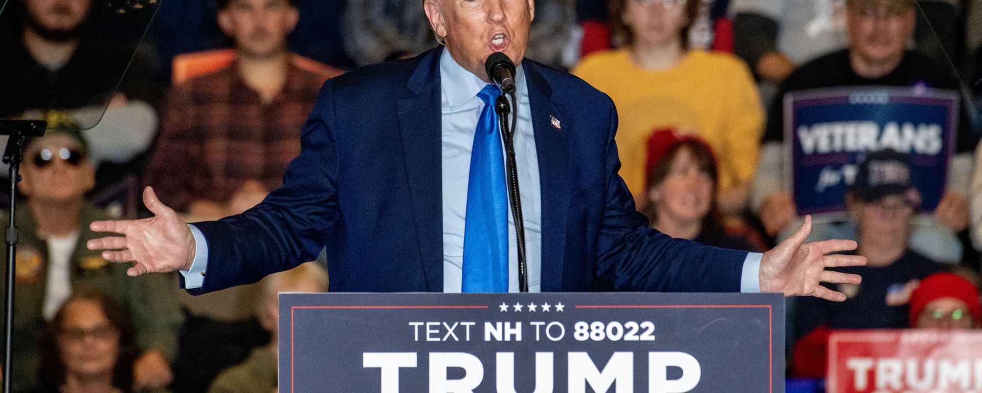 Former US president and 2024 Republican president candidate Donald Trump speaks at a campaign rally in Claremont, New Hampshire, on November 11, 2023. Former US president and 2024 Republican president candidate Donald Trump speaks at a campaign rally in Claremont, New Hampshire, on November 11, 2023. - Sputnik International, 1920, 27.11.2023