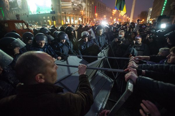 Supporters of Ukraine's European integration clash with the Berkut special police unit on Independence Square in Kiev. - Sputnik International
