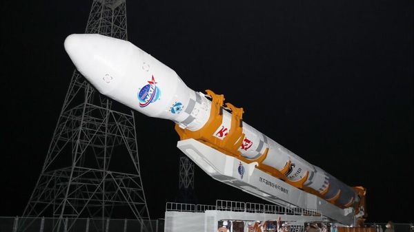 North Korea successfully launches Manrigyong-1 reconnaissance satellite on new Chollima-1 rocket - Sputnik International