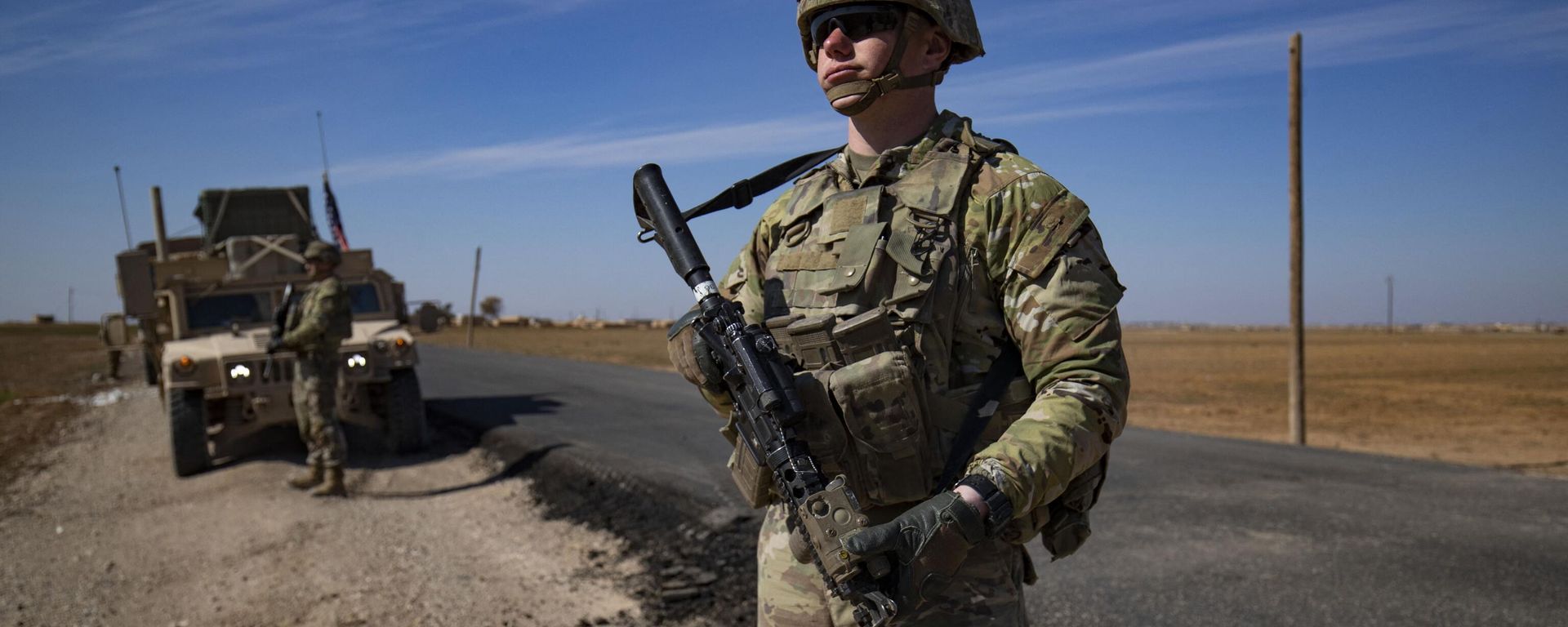 US troops patrol in the countryside of Syria's Hasakeh province near the Turkish border, on February 18, 2023. US troops patrol in the countryside of Syria's Hasakeh province near the Turkish border, on February 18, 2023. - Sputnik International, 1920, 22.11.2023