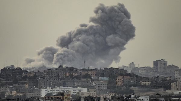 This picture taken from southern Israel near the border with the Gaza Strip shows smoke billowing after an Israeli strike on north Gaza on November 22, 2023, amid ongoing battles between Israel and the Palestinian Hamas movement. This picture taken from southern Israel near the border with the Gaza Strip shows smoke billowing after an Israeli strike on north Gaza on November 22, 2023, amid ongoing battles between Israel and the Palestinian Hamas movement. - Sputnik International