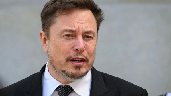 X (formerly Twitter) CEO Elon Musk leaves a US Senate bipartisan Artificial Intelligence (AI) Insight Forum at the US Capitol in Washington, DC, on September 13, 2023 - Sputnik International