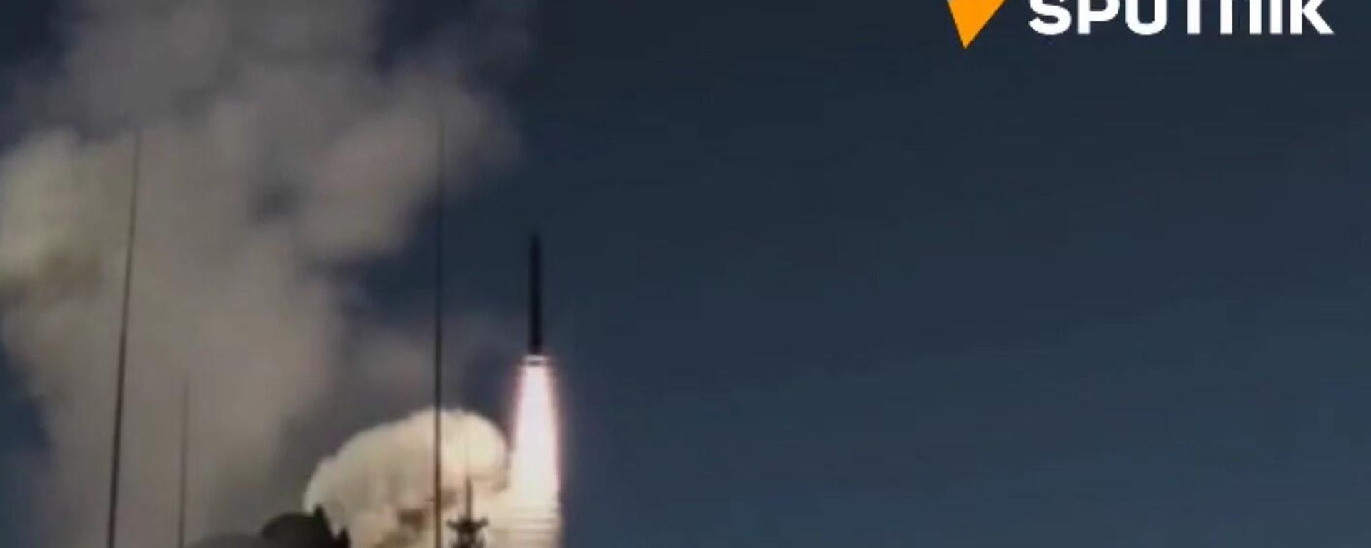 A frigate of the Russian Black Sea Fleet launched a successful strike on the infrastructure of Ukrainian forces A frigate of the Russian Black Sea Fleet launched a successful strike on the infrastructure of Ukrainian forces - Sputnik International, 1920, 29.11.2023