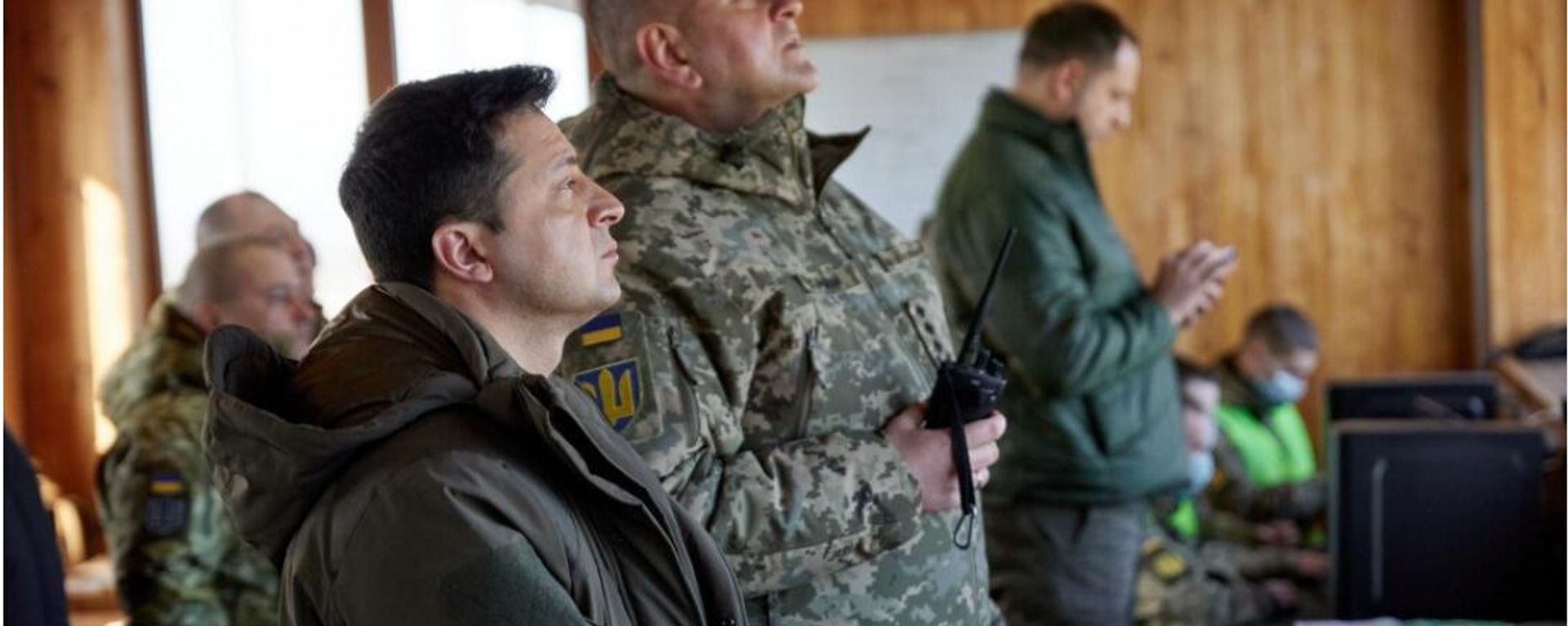 Ukrainian President Volodymyr Zelensky (left) and Armed Forces Commander-in-Chief Valery Zaluzhny (right). File photo. - Sputnik International, 1920, 30.11.2023