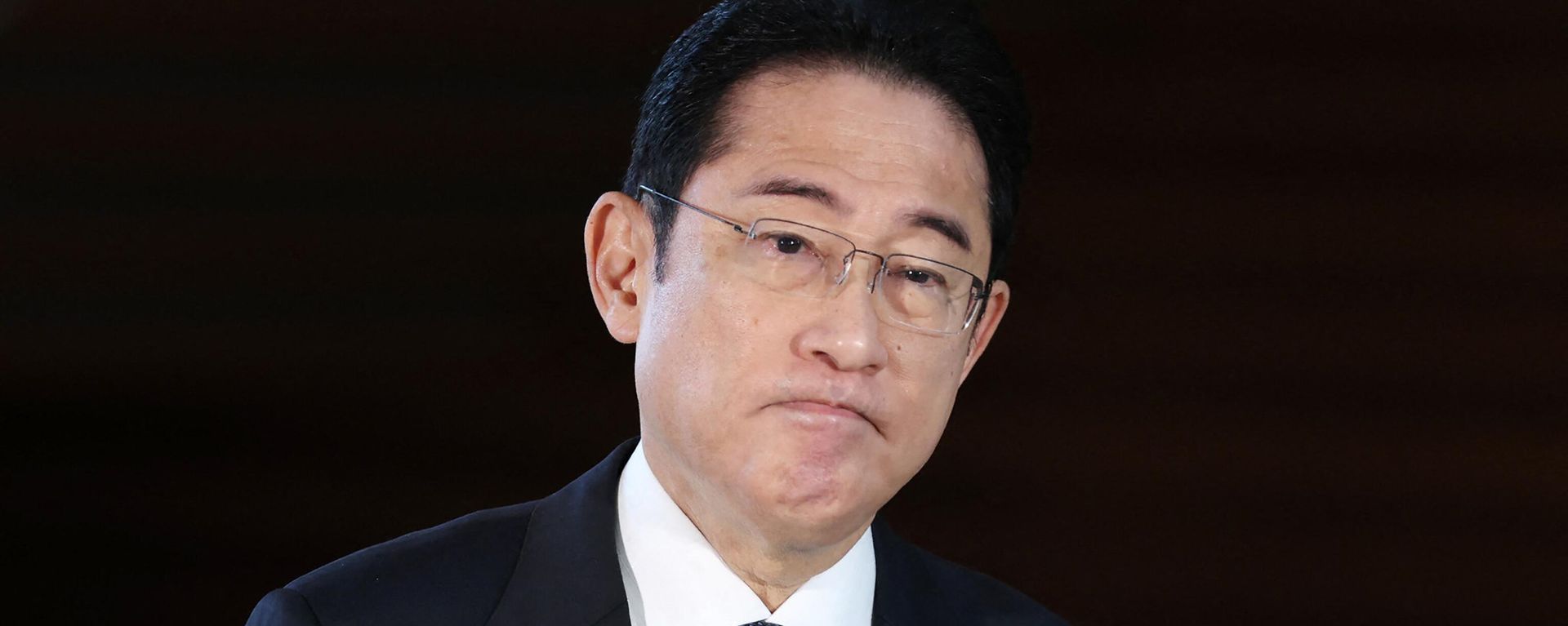 Japan's Prime Minister Fumio Kishida responds to reporters' questions upon his arrival at the prime minister's office on December 11, 2023 Japan's Prime Minister Fumio Kishida responds to reporters' questions upon his arrival at the prime minister's office on December 11, 2023 - Sputnik International, 1920, 11.12.2023