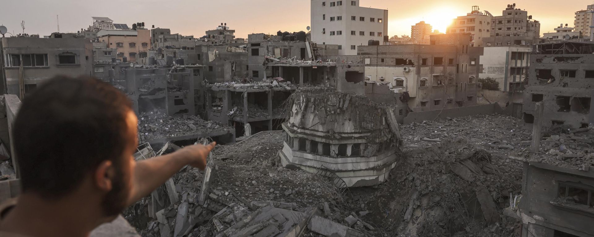 Aftermath of Israeli airstrikes on Gaza Aftermath of Israeli airstrikes on Gaza - Sputnik International, 1920, 25.12.2023