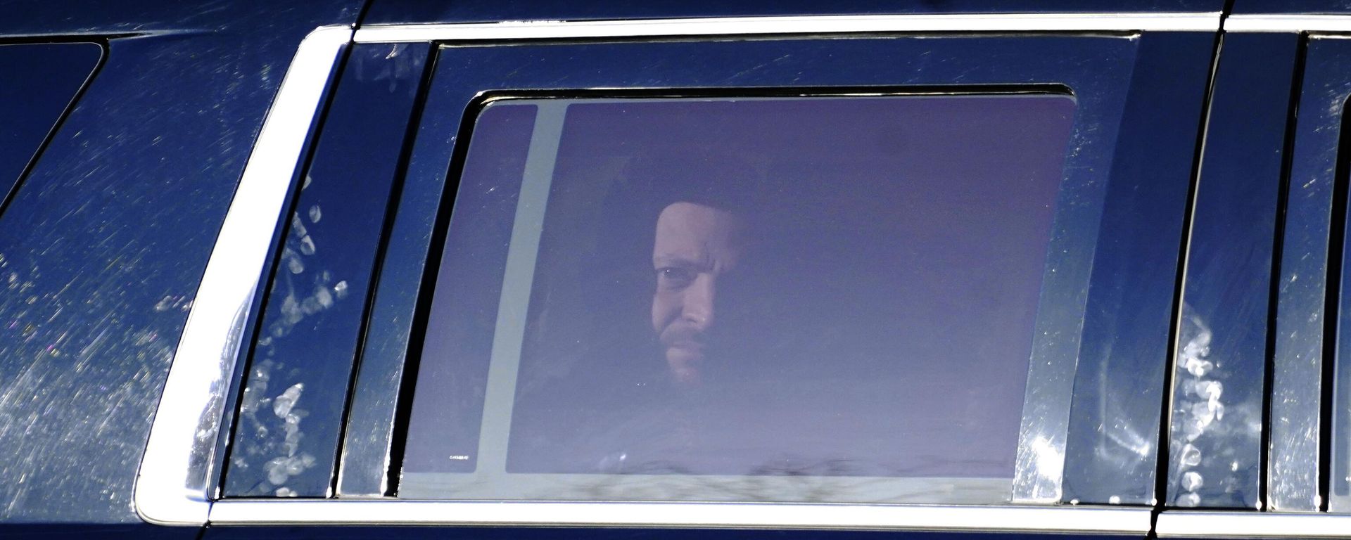 Ukrainian President Volodymyr Zelenskyy looks out as he is driven to the White House in Washington, Wednesday, Dec. 21, 2022. Ukrainian President Volodymyr Zelenskyy looks out as he is driven to the White House in Washington, Wednesday, Dec. 21, 2022. - Sputnik International, 1920, 16.12.2023