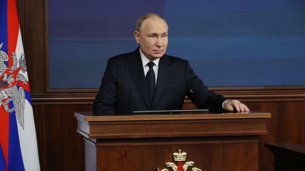 Russian President Vladimir Putin speaks during an expanded meeting of the Defence Ministry Board at the National Defence Control Centre in Moscow, Russia - Sputnik International