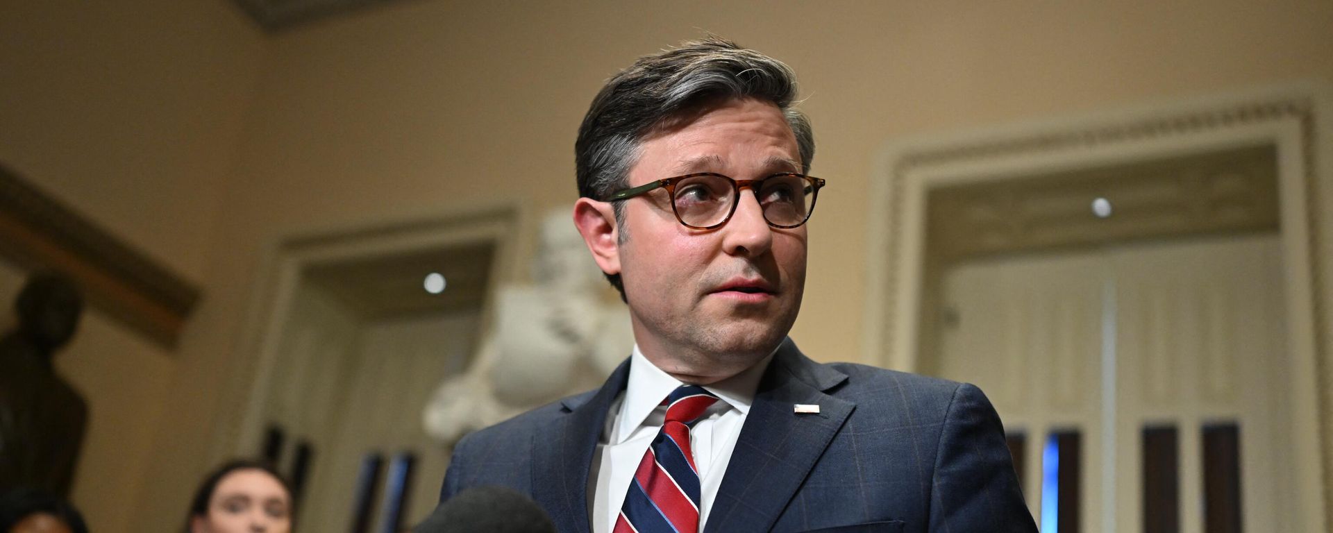 US House Speaker Mike Johnson (R-LA), speaks to the press after meeting with Ukrainian President Volodymyr Zelensky on Capitol Hill in Washington, DC, on December 12, 2023 - Sputnik International, 1920, 11.01.2024