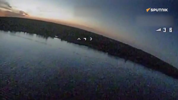 Russian drones destroyed Ukrainian troops and three military motorboats on the Dnepr River in the Kherson region - Sputnik International
