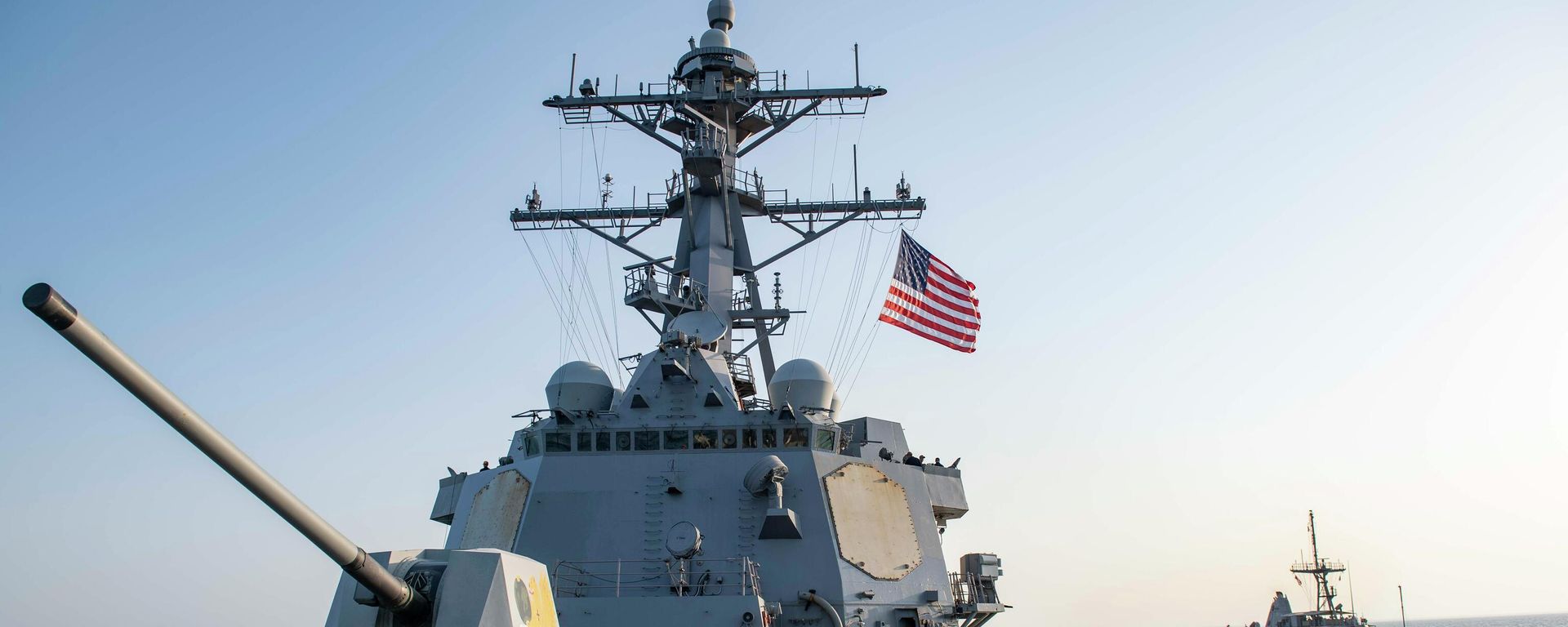 Эскадренный миноносец ВМС США USS Forrest Sherman (DDG 98)  - Sputnik International, 1920, 26.04.2024