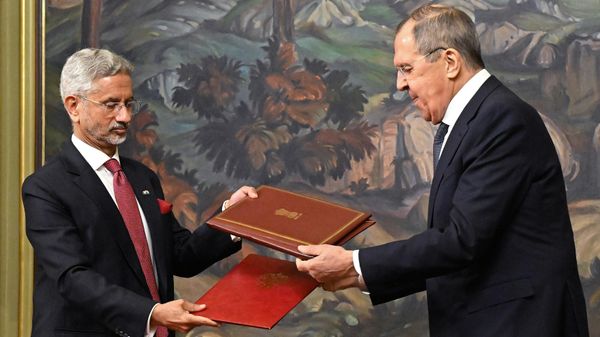 A meeting betrween Russian Foreign Minister Sergey Lavrov and his Indian counterpart Subrahmanyam Jaishankar in Moscow on December 27. A meeting betrween Russian Foreign Minister Sergey Lavrov and his Indian counterpart Subrahmanyam Jaishankar in Moscow on December 27. - Sputnik International