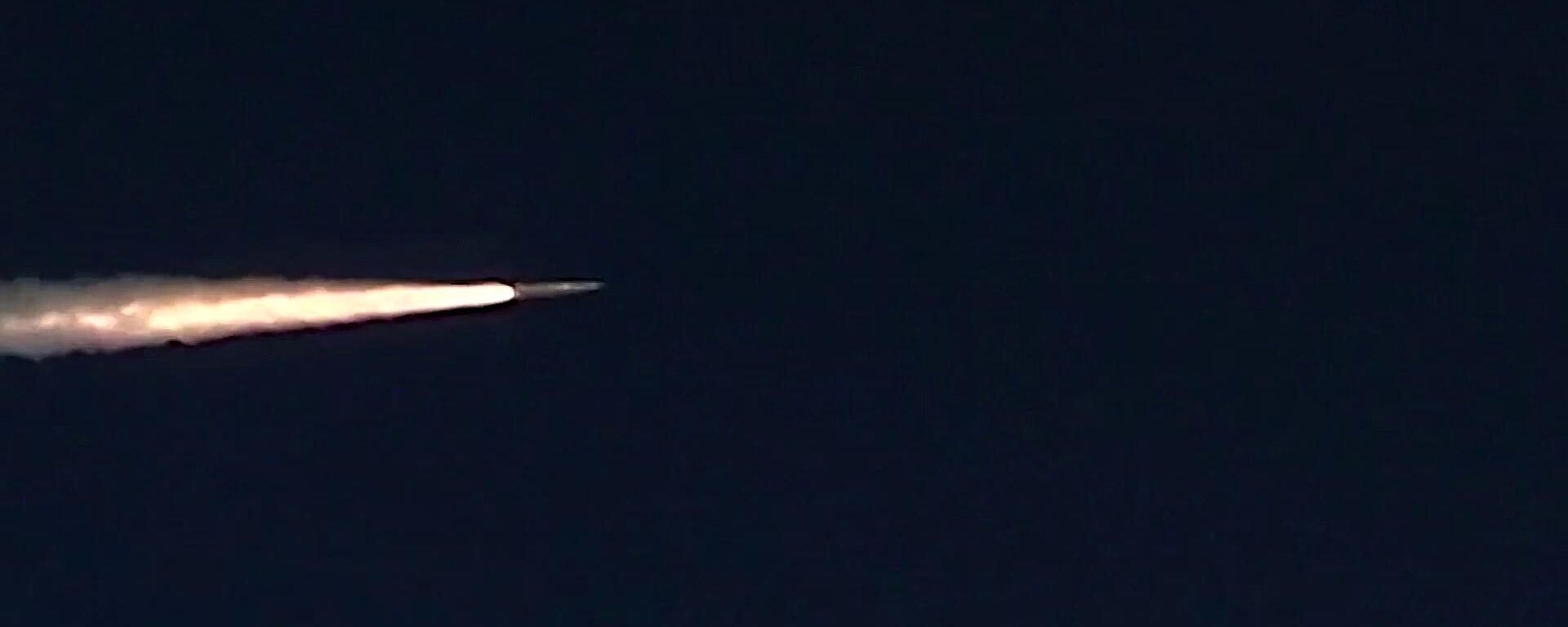 Firing of Kinzhal hypersonic aeroballistic missile Firing of Kinzhal hypersonic aeroballistic missile - Sputnik International, 1920, 29.12.2023