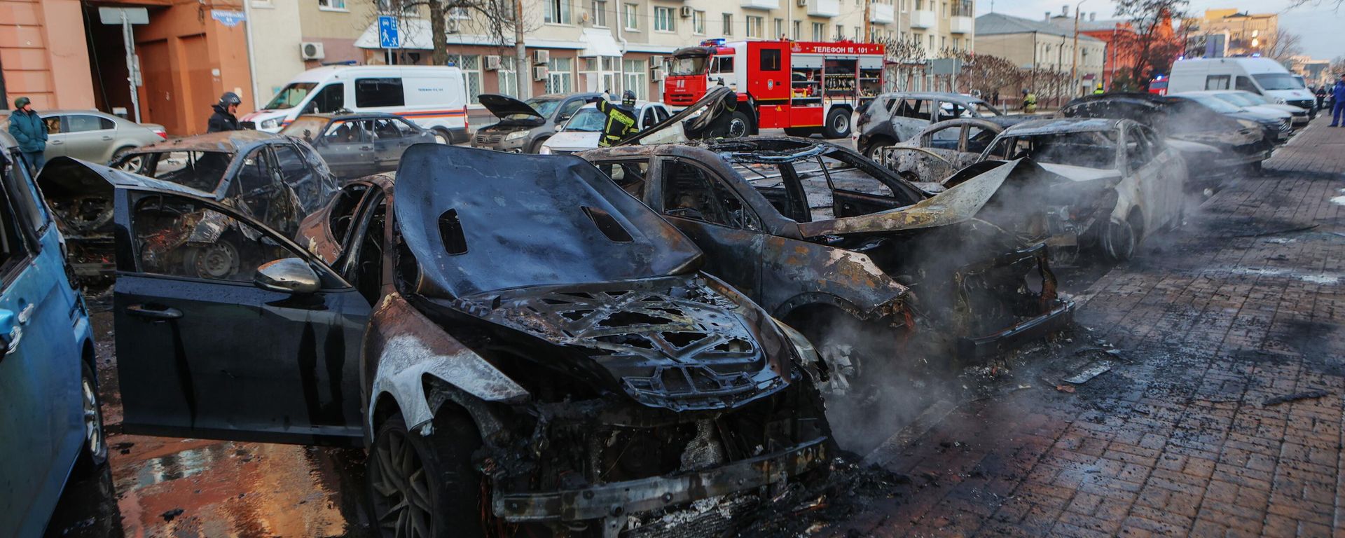 Aftermath of Ukrainian missile and MLRS rocket attack on Belgorod, December 30, 2023. - Sputnik International, 1920, 30.12.2023