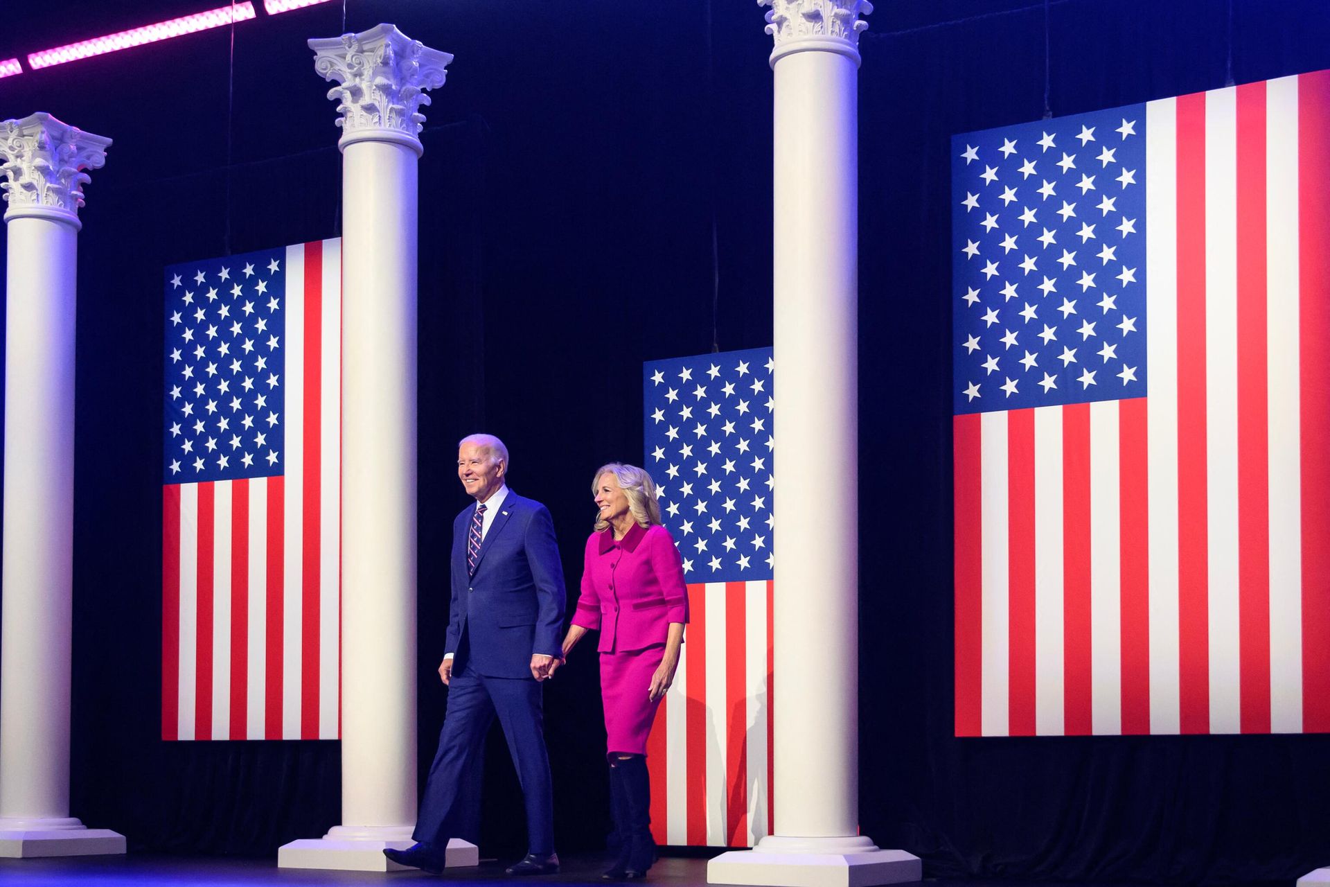 US President Joe Biden arrives with First Lady Jill Biden. - Sputnik International, 1920, 07.01.2024
