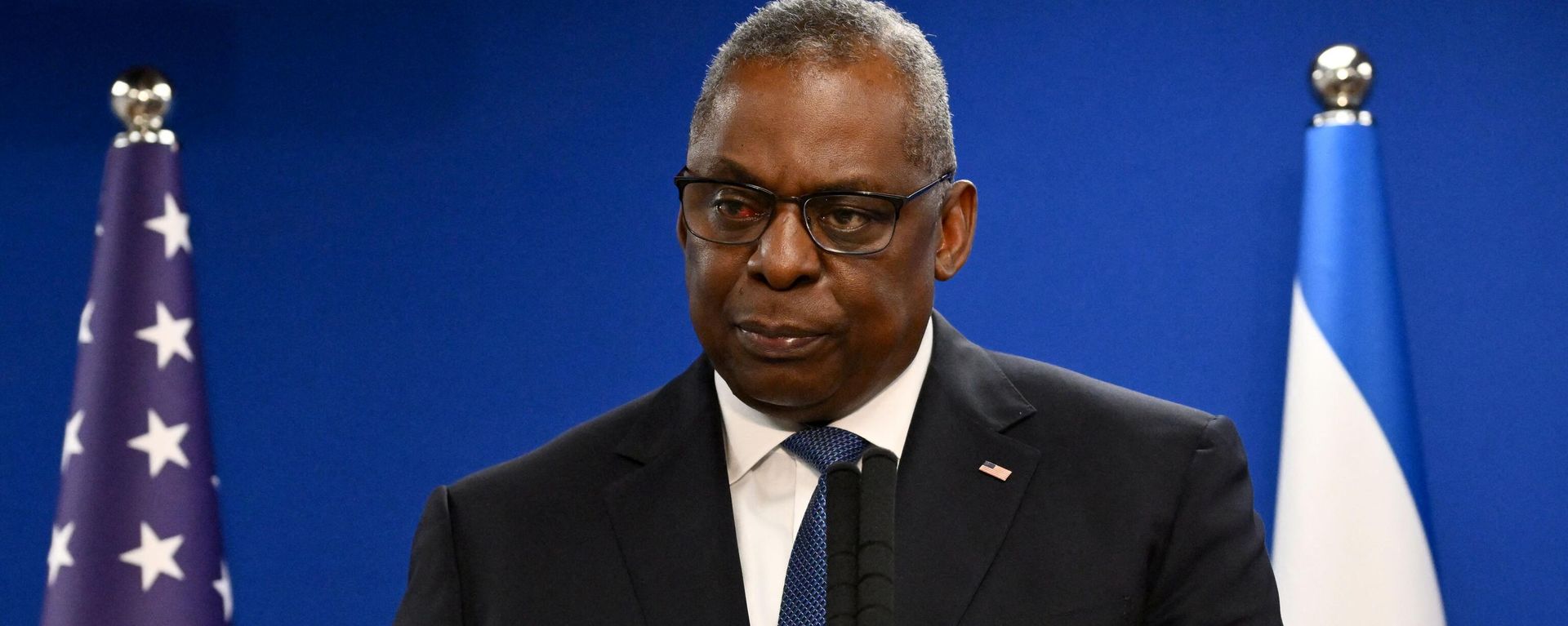 US Secretary of Defence Lloyd Austin speaks during a joint press conference with Israel's defence minister, in Tel Aviv on December 18, 2023 - Sputnik International, 1920, 08.01.2024