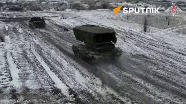The Russian TOS-1A heavy flamethrower system - Sputnik International