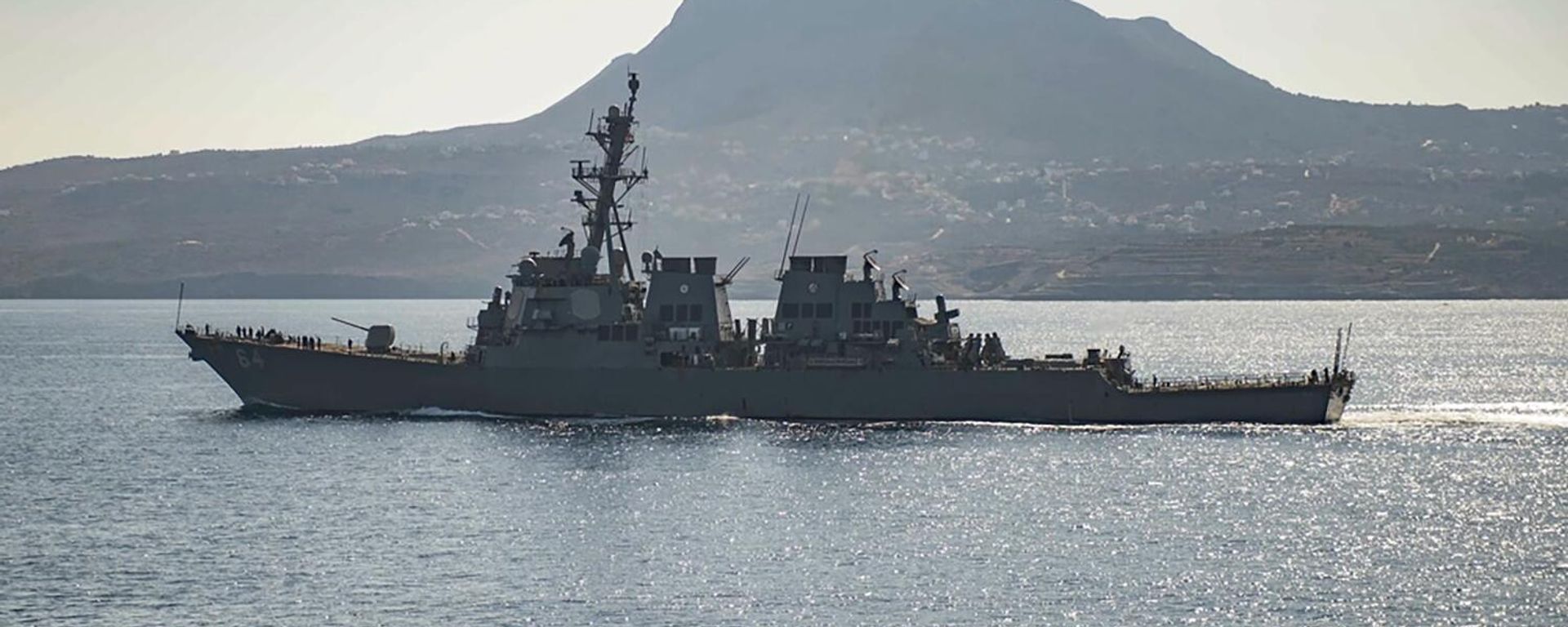 The guided-missile destroyer USS Carney, December 2023. The guided-missile destroyer USS Carney, December 2023. - Sputnik International, 1920, 08.01.2024