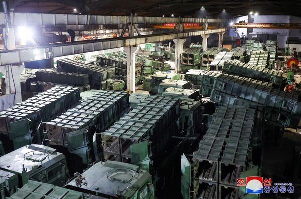 The North Korean leader supervised affairs of the main military factories on site, where he was acquainted with the situation in the production of weapons and military equipment, media reported. - Sputnik International