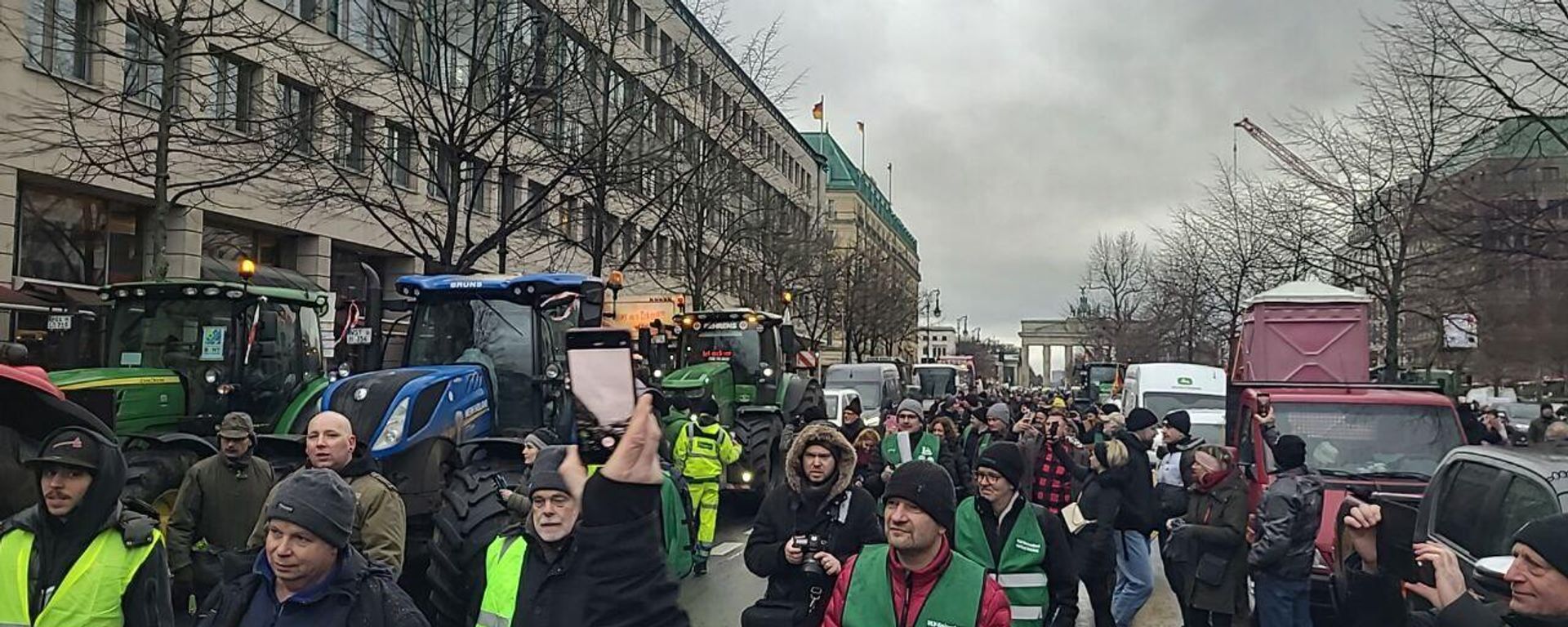 German farmers protest in Berlin - Sputnik International, 1920, 29.01.2024