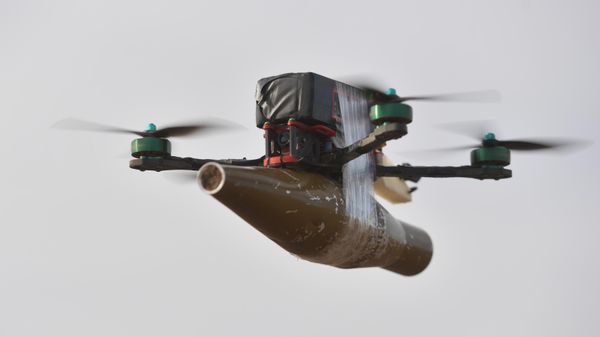 Russian FPV-drone in Zaporozhye region - Sputnik International