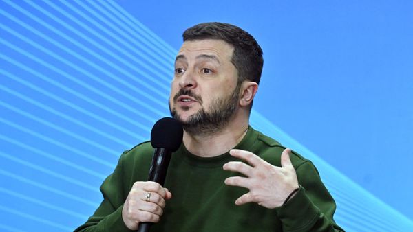Ukrainian President Volodymyr Zelensky addresses Ukrainian students during a meeting in Kiev on January 22, 2024.  - Sputnik International