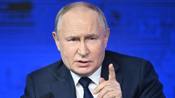Russian President Vladimir Putin speaks during a meeting with his trusted representatives for the upcoming 2024 Russian presidential election at Gostiny Dvor, in Moscow, Russia. - Sputnik International