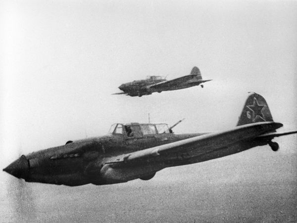 Soviet Il-2 warplanes on a mission near Stalingrad. - Sputnik International
