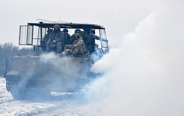 Vega recruits in the BMP-3 infantry fighting vehicle during combat training, LPR. - Sputnik International