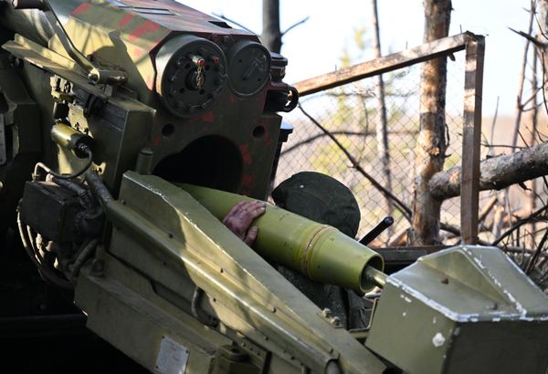 The Russian 2S5Giatsint-S is a powerful 152mm self-propelled artillery system in service of the Russian Armed Forces.  - Sputnik International