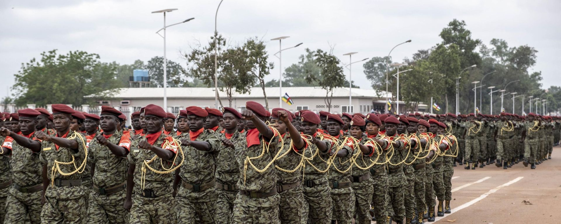 Soldiers from the Central African armed forces are seen during the military parade held to celebrate the 64th anniversary of Central African Republic independence, in Bangui, on 1 December 2022. Soldiers from the Central African armed forces are seen during the military parade held to celebrate the 64th anniversary of Central African Republic independence, in Bangui, on 1 December 2022. - Sputnik International, 1920, 04.02.2024