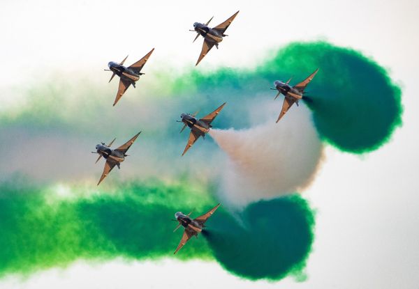 Chengdu J-10 multirole combat aircraft from the August 1st Aerobatics Team, People's Liberation Army Air Force (China). - Sputnik International